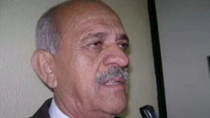Adriano Galdino lamenta morte do ex-deputado