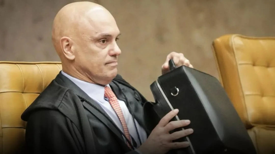 Alexandre de Moraes não cairá sozinho