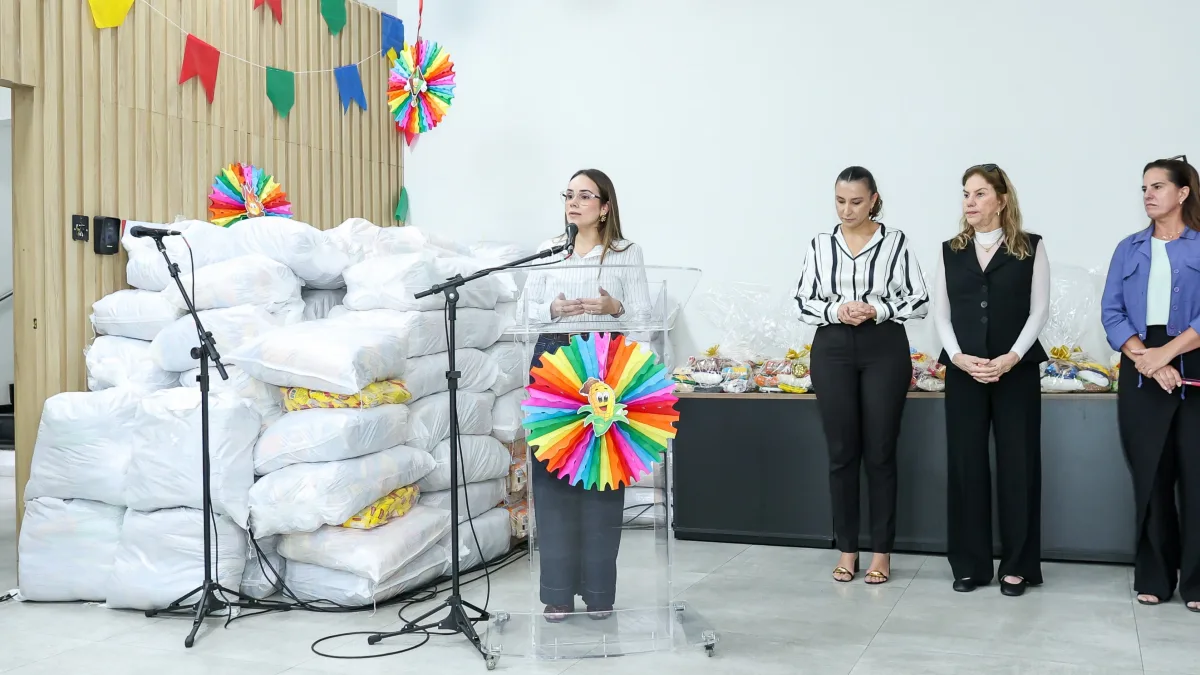 Alimentos arrecadados durante Salão do Artesanato Paraibano são entregues a instituições contempladas