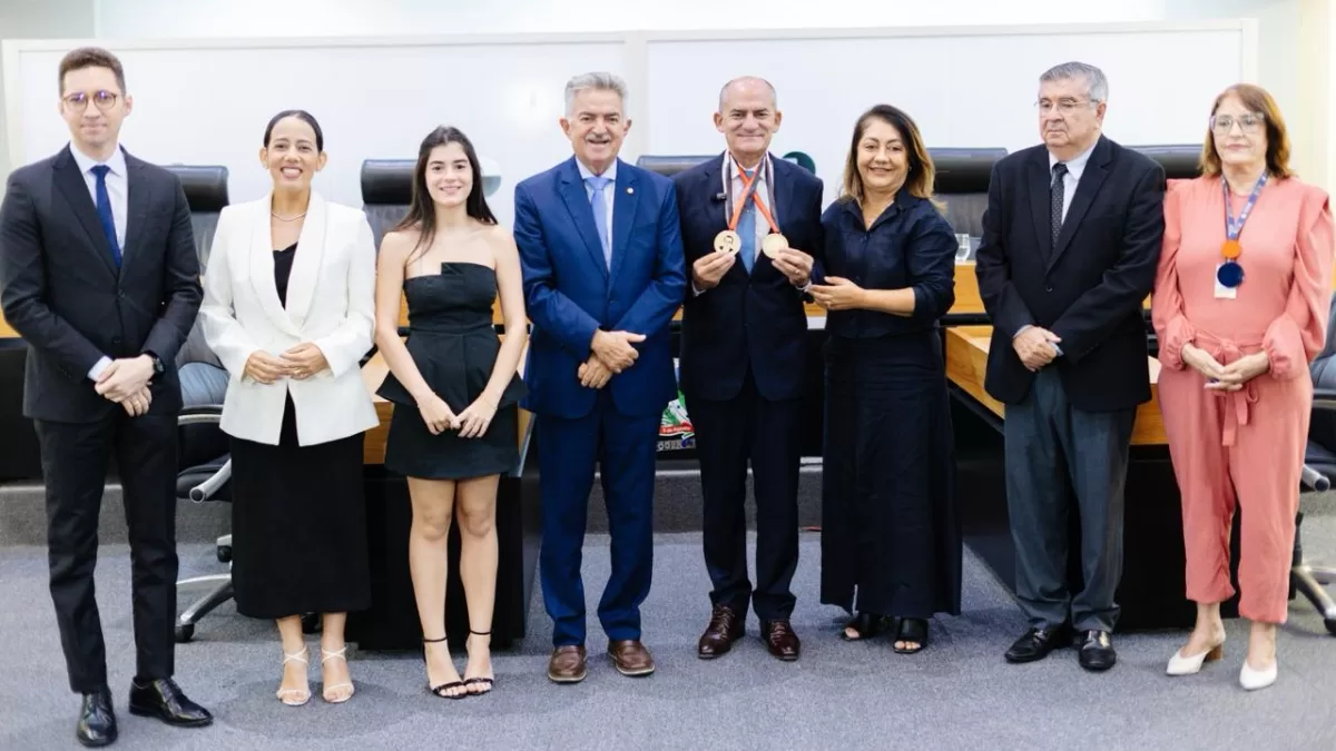 ALPB concede medalhas Epitácio Pessoa e Tarcísio de Miranda Burity ao advogado Antônio Teotônio