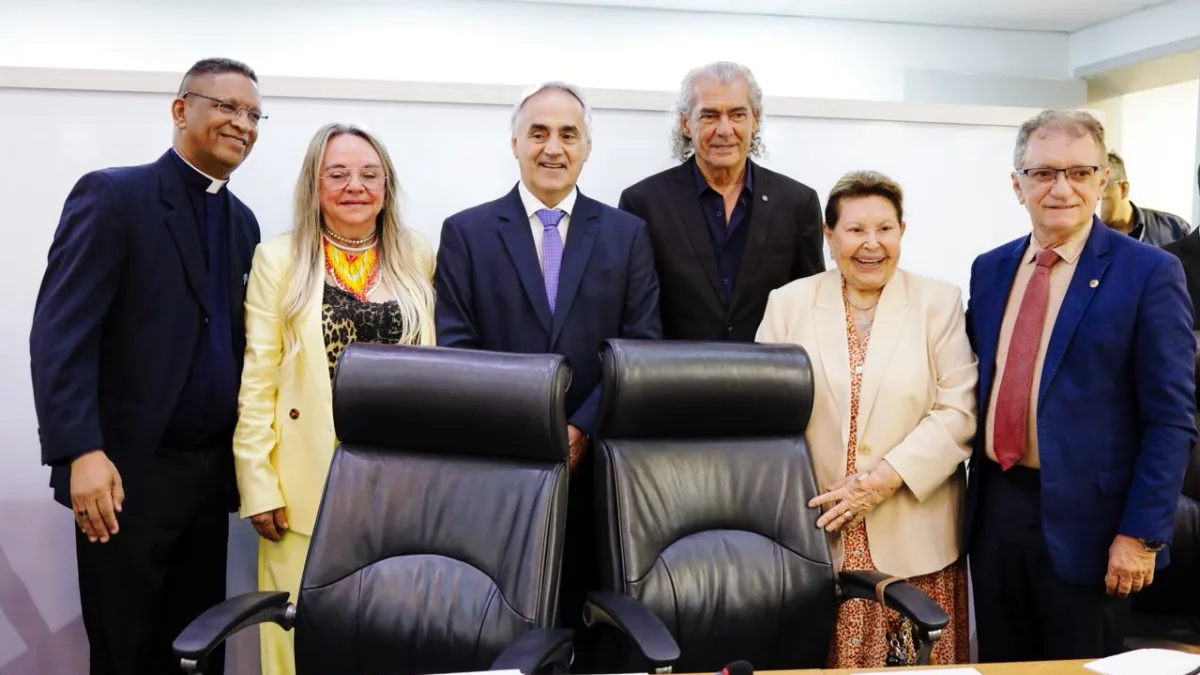 ALPB homenageia Padre José Carlos Serafim e o artista plástico Jurandir Maciel