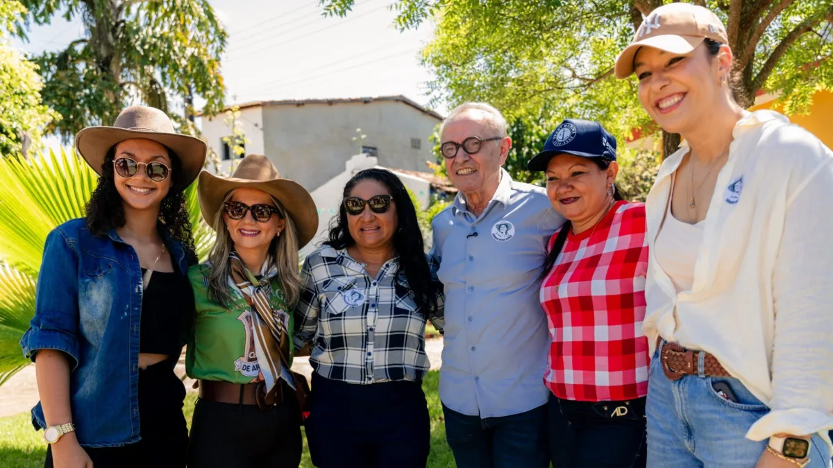 Ao lado da prefeita Josilda, Cícero participa de cavalgada em Araçagi e reforça compromisso com tradições culturais do Estado