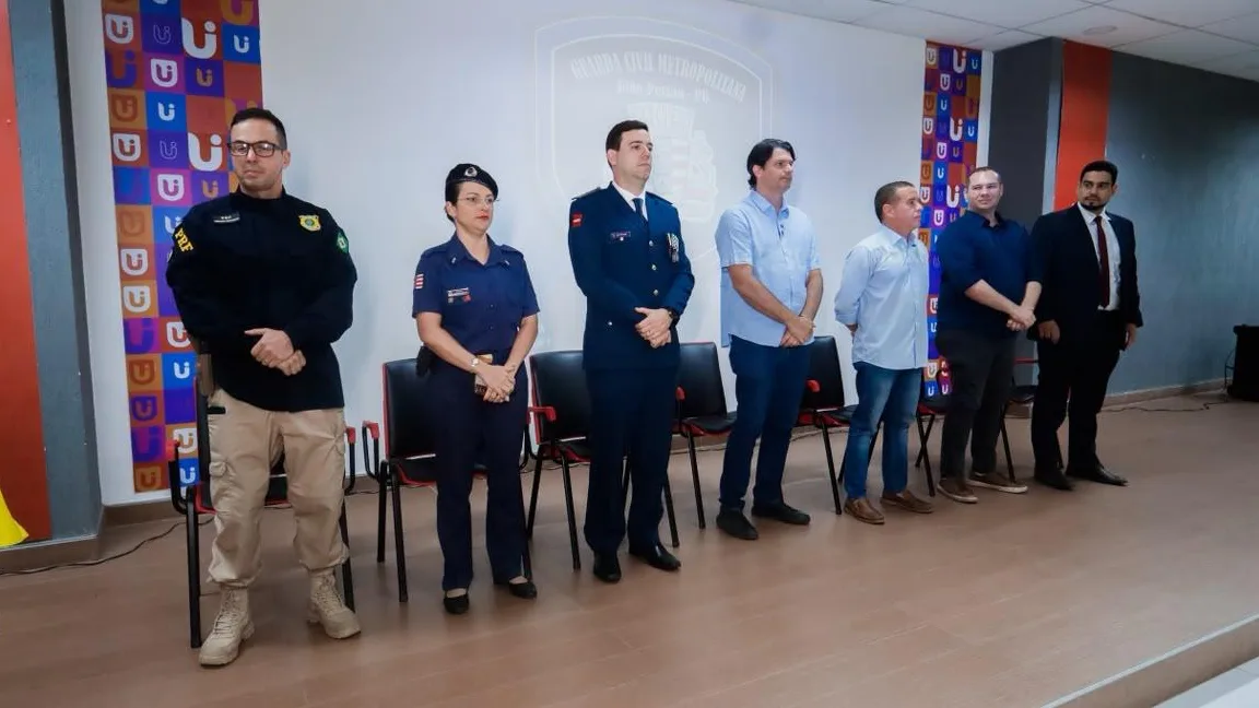 Aprovados em concurso: Leo Bezerra inicia formação da 4ª turma da Guarda Civil Metropolitana para reforçar segurança na Orla e no Centro