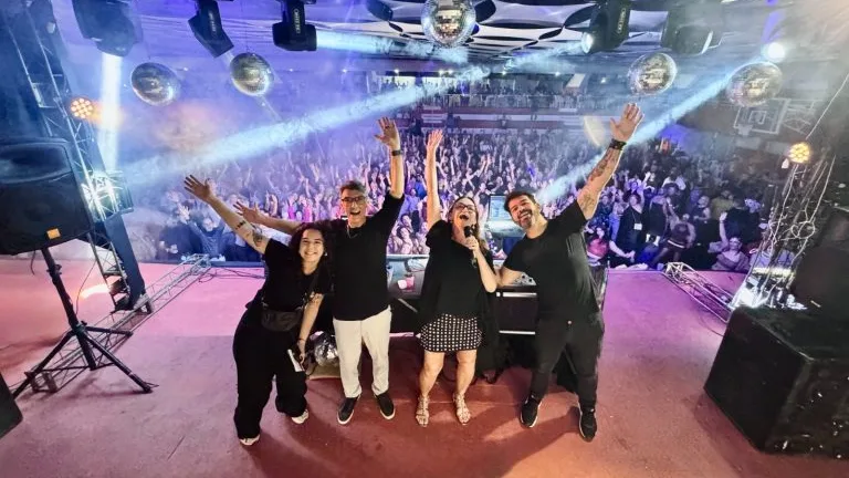 Assustado de Ruth Avelino celebra 25 anos com festa especial no Ginásio do Clube Cabo Branco