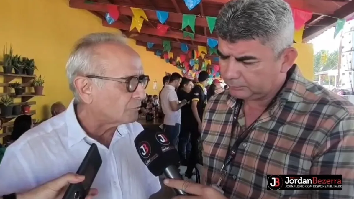 BLOG JORDAN BEZERRA - EXCLUSIVO: Cícero Lucena grava seu 2° voto para Senado: 'Eu voto em André Gadelha'