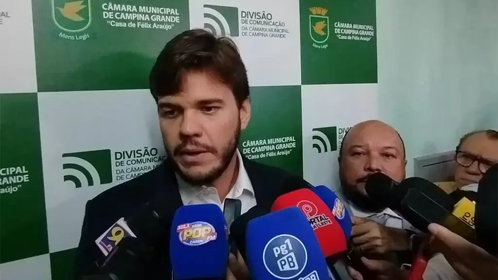 BRUNO CUNHA LIMA DETONA A OPOSIÇÃO
