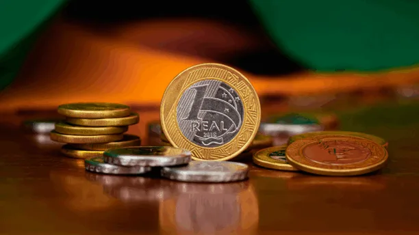BTG estima impacto fiscal de R$ 55,8 bilhões em 2027 com Bolsa Família, fim das bets e Desenrola