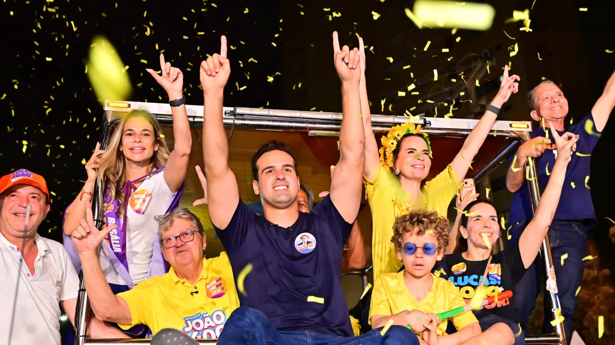 Campina Grande abraça Lucas e Rosália em ato marcado por emoção, reconhecimento e confiança