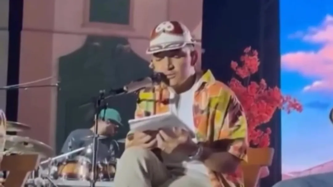 Cantor João Gomes se pronuncia durante show em Londrina e declara apoio a Lula!