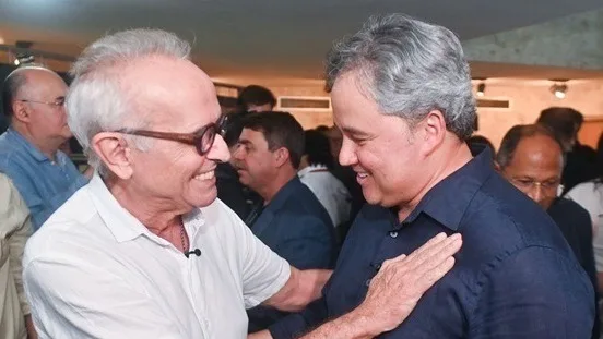 Cícero diz que apoiaria Efraim em eventual 2º turno caso fique fora da disputa