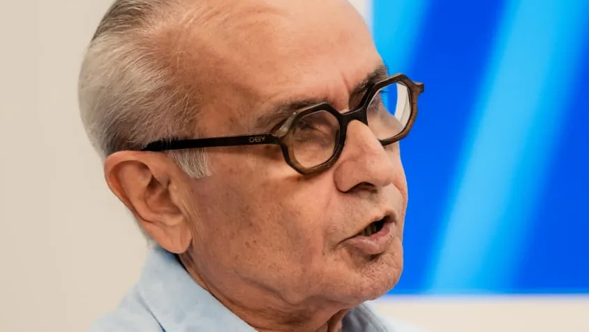 Cicero garante o Pix Tênis, benefício para a compra anual de calçado para todo estudante da rede pública estadual
