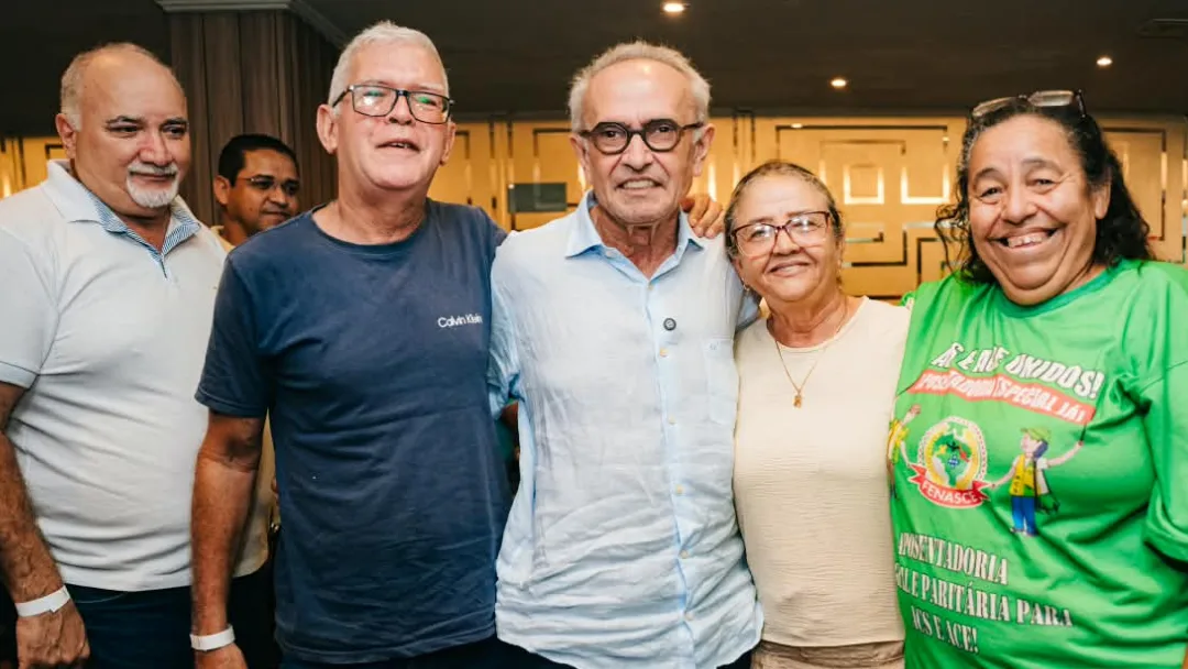 Cícero se reúne com agentes de saúde e de combate à endemias de 30 municípios, recebe apoio e reforça compromisso com categoria