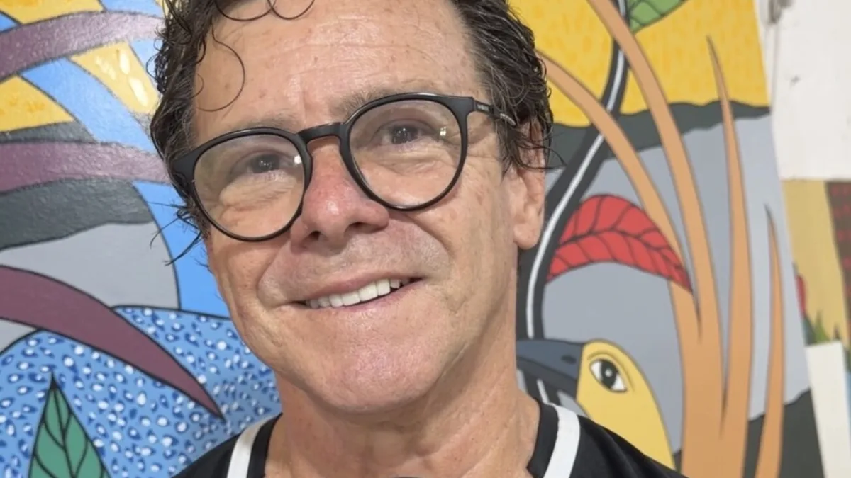 Convite de João Suassuna leva Clóvis Júnior a exposição inspirada no legado de Ariano, em Recife