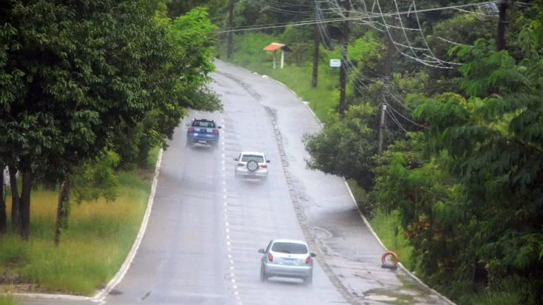 Defesa Civil de João Pessoa mantém equipes mobilizadas após alerta de chuvas