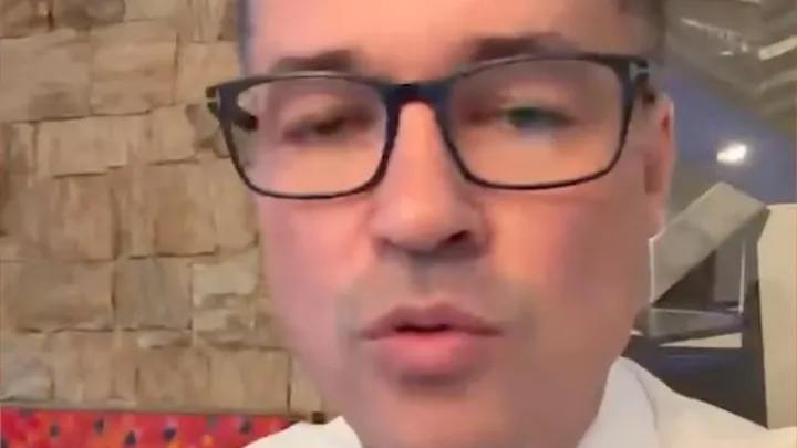 DELTAN DIZ QUE “CALHAMAÇO” ENTREGUE AO TSE NÃO TEM DADOS DE LULA: “FRAUDE”