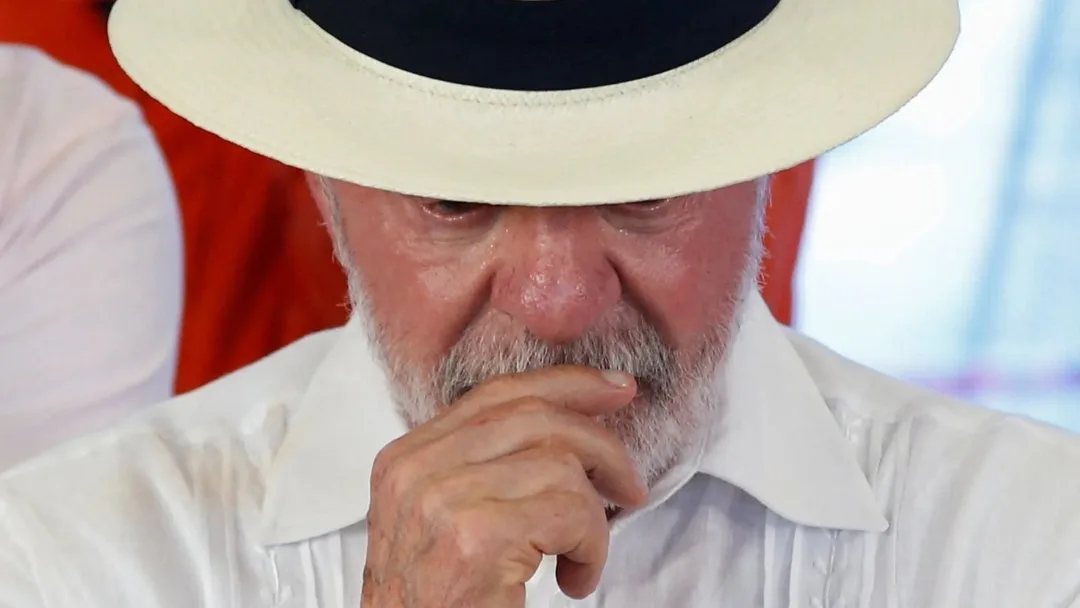 Desaprovação de Lula vai a 52,9% e dispara entre jovens e baixa renda, diz AtlasIntel
