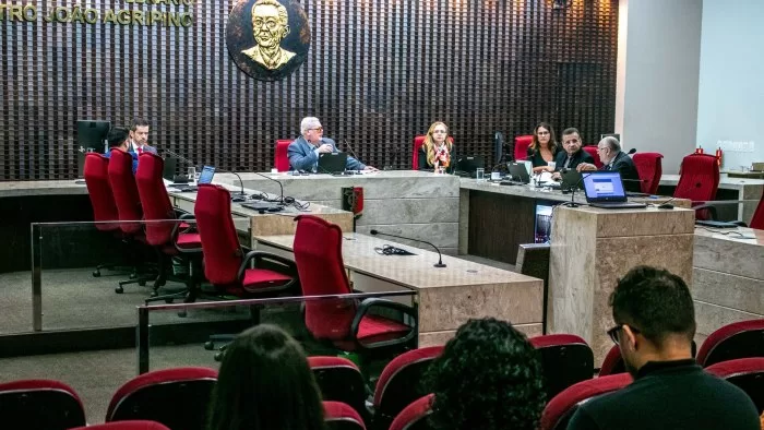 Deusdete e Taciano Diniz tomam posse no TCE-PB