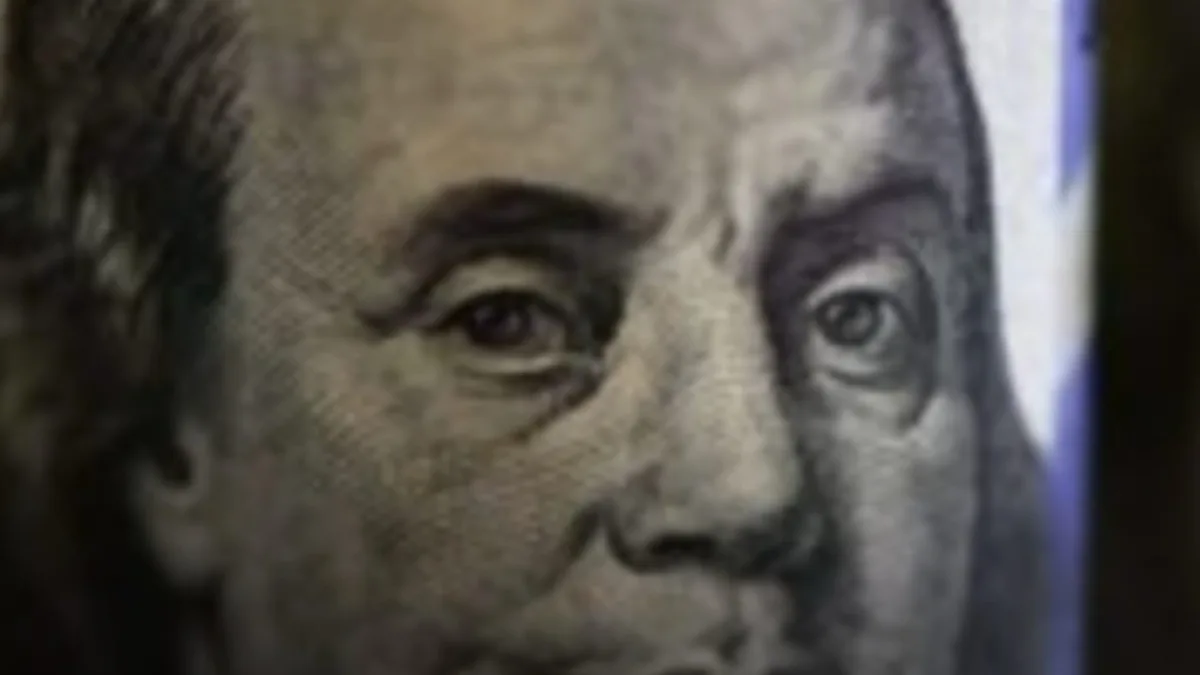 DÓLAR SOBE A R$ 5,45 DE OLHO NO VALOR DO PETRÓLEO E NO MERCADO EXTERNO