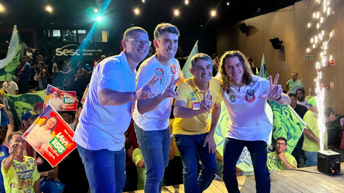Durante evento com apoiadores, Tovar diz que “Campina e a Paraíba não podem perder um senador como Veneziano”
