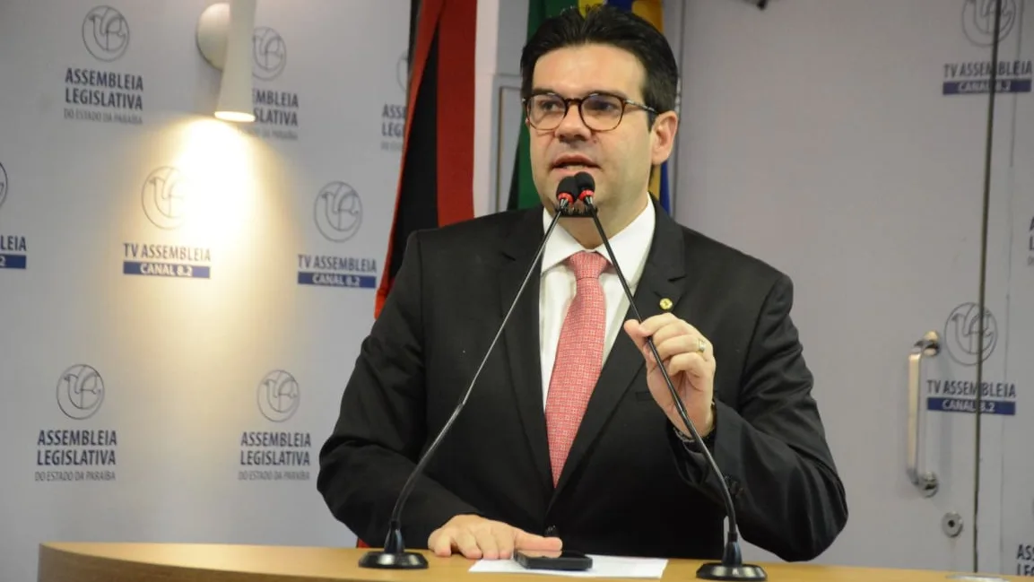 Eduardo Carneiro defende parceria público-privada do saneamento e diz que Cagepa continuará como patrimônio da Paraíba