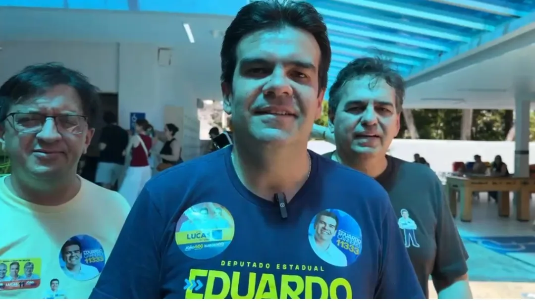 Eduardo Carneiro vota em João Pessoa e confia no reconhecimento das urnas