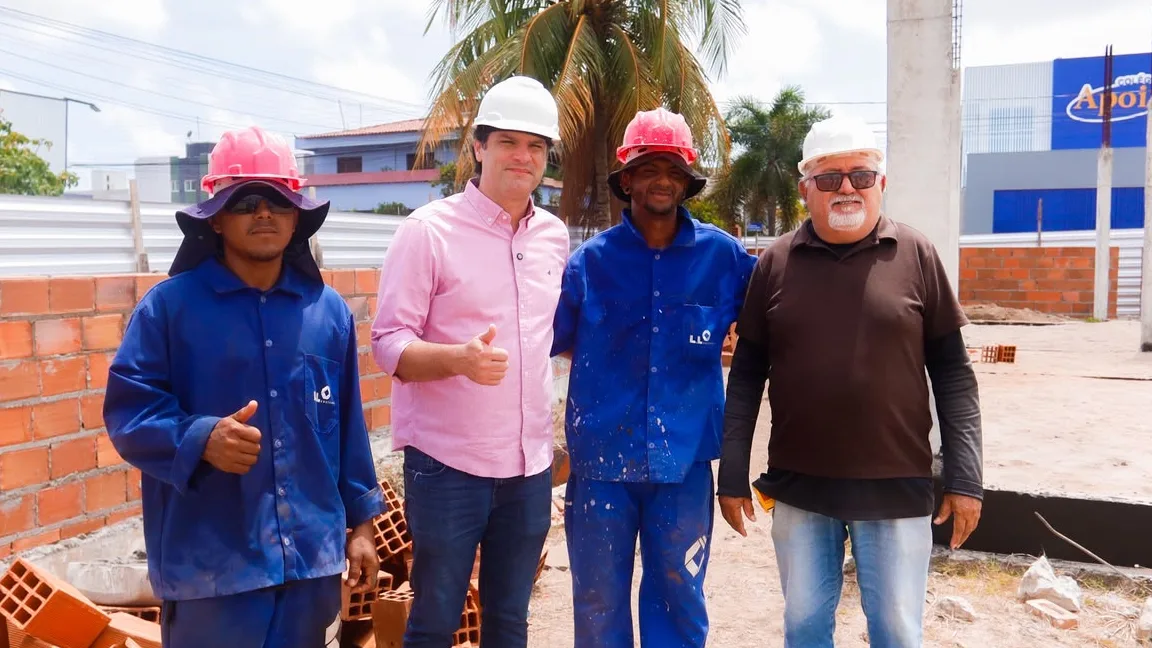 Educação Infantil: Leo Bezerra inspeciona construção de Ninho do Saber no Jardim Cidade Universitária e celebra ritmo de obras em 13 unidades de ensino