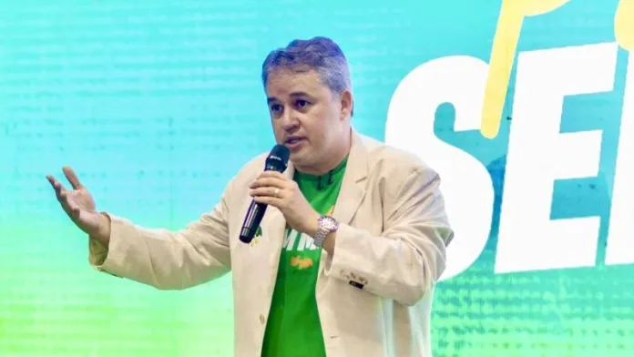 Efraim apresenta plano de governo com foco em crescimento