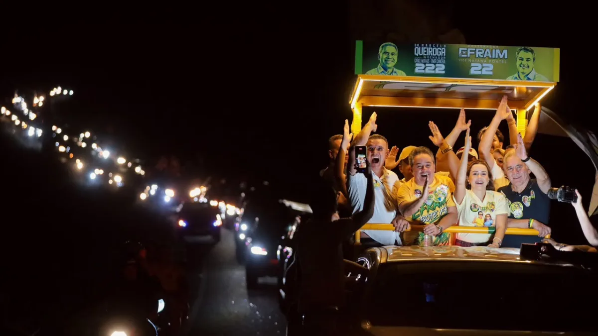 Efraim mostra força no Cariri e reúne uma das maiores carreatas da campanha
