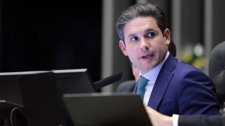 Hugo Motta destaca avanços na PB
