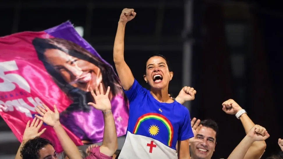 Eleita sem apoio de nenhum presidenciável, Raquel sofre pressão do PT para estar com Lula no 2º turno, mas recusa