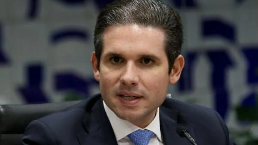 Em artigo no O Globo, Hugo Motta defende industrialização dos minerais críticos e nova posição estratégica do Brasil no mundo