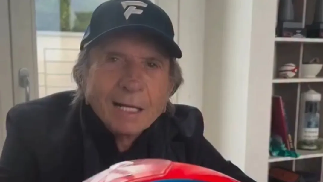 Emerson Fittipaldi declara voto em Flávio Bolsonaro: "vamos vencer"