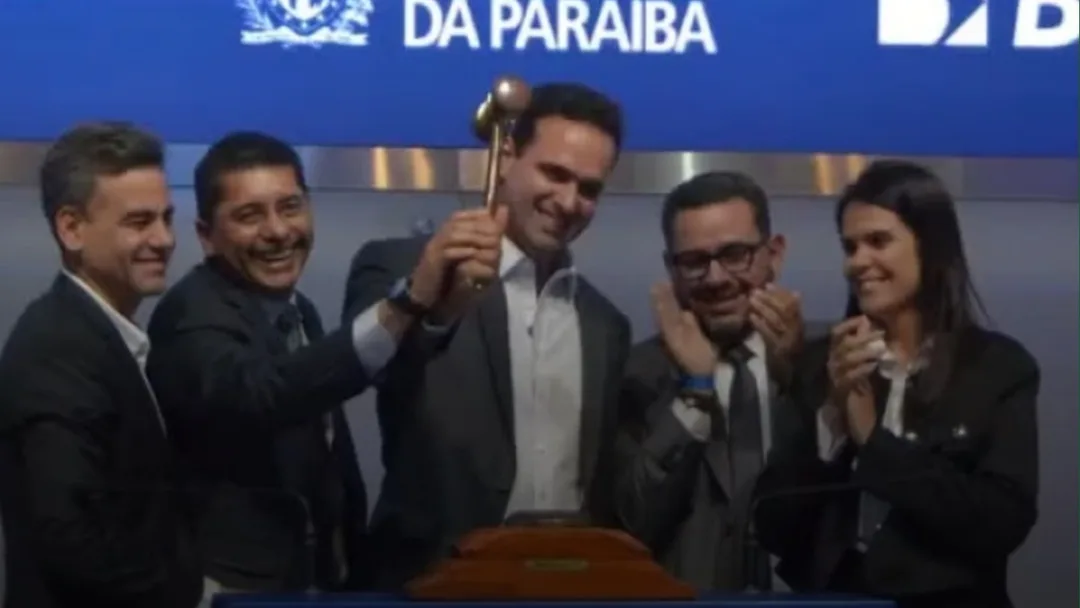 Empresa espanhola vence leilão da companhia e vai administrar saneamento em modelo PPP na Paraíba