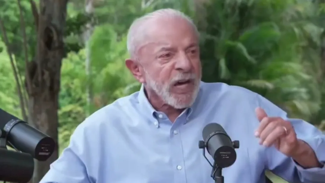 entrevista com Lula tem taça quebrada enquanto presidente fala de bets