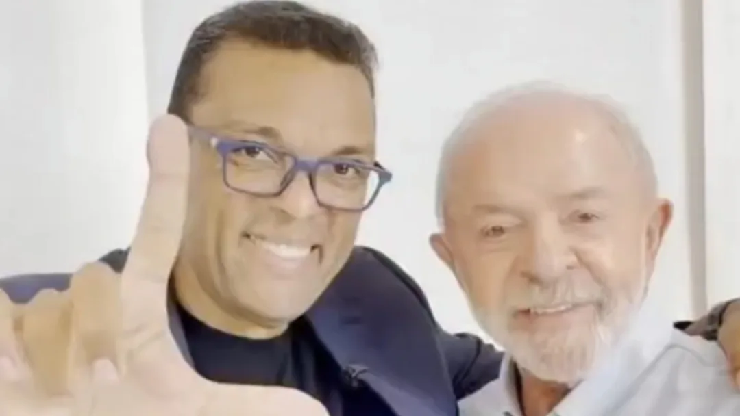 ex-bolsonarista, deputado declara voto em Lula e faz apelo a evangélicos