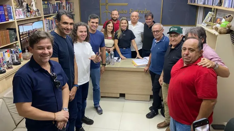 Ex-prefeito de Sousa, João Estrela anuncia apoio a Cícero