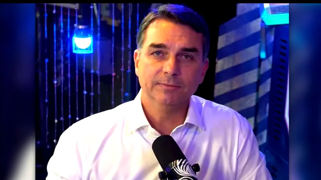 Flávio Bolsonaro nega acordo com Alcolumbre para barrar CPI do Master