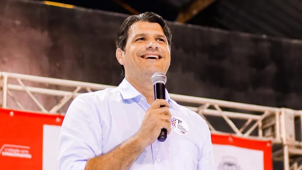 Leo Bezerra reforça apoio às entidades sociais