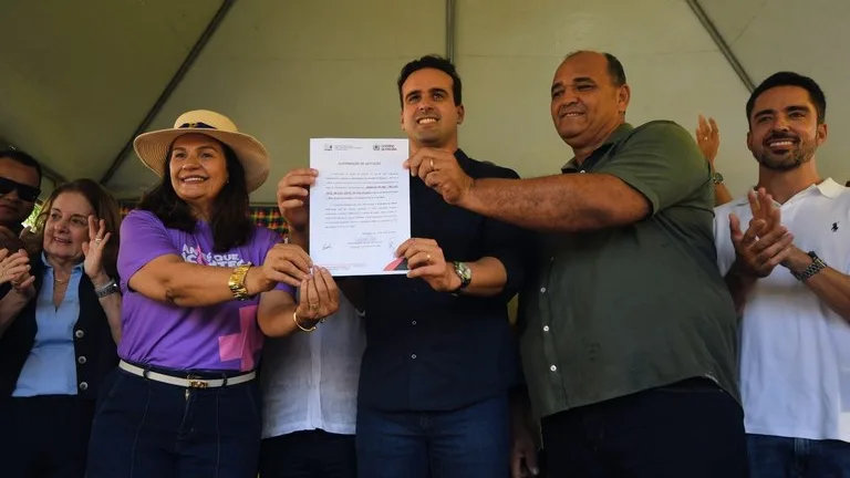 Governador Lucas Ribeiro autoriza novas estradas em São Miguel de Taipu e Pedras de Fogo
