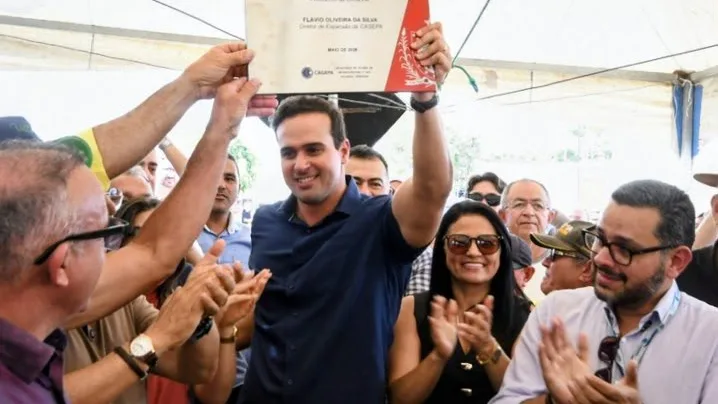 Governador Lucas Ribeiro entrega etapa da Transparaíba em Sossego e reforça abastecimento de água no Curimataú