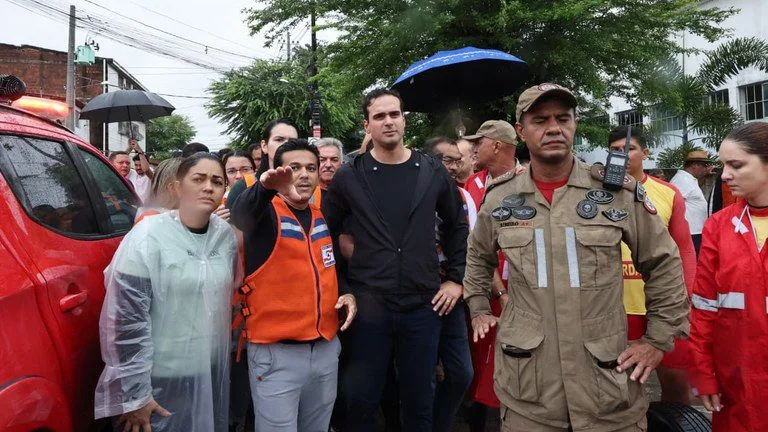 Governador Lucas Ribeiro reforça ações em Santa Rita