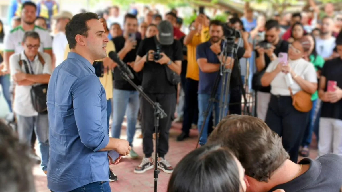 Governador Lucas Ribeiro visita obras