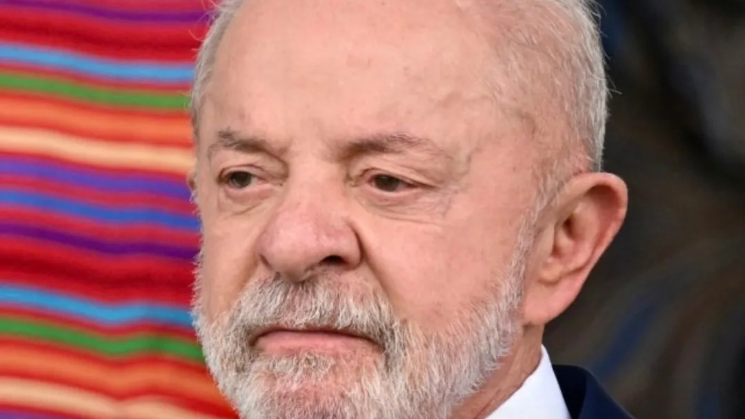 Governo Lula é mal avaliado em todas as áreas, diz pesquisa Ipec