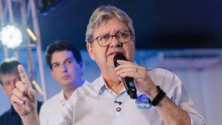 João Azevêdo recebe apoio do vereador Milanez Neto para disputa ao Senado