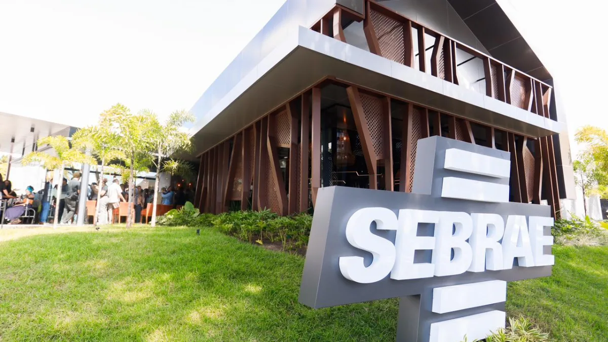 Leo projeta ampliação de parceria com Sebrae para fortalecer o empreendedorismo em JP
