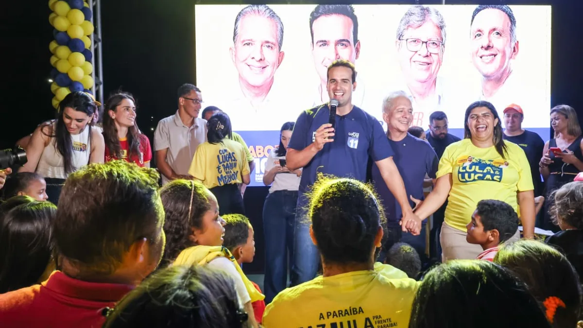 Lucas assume compromisso com projetos sociais durante plenária em João Pessoa