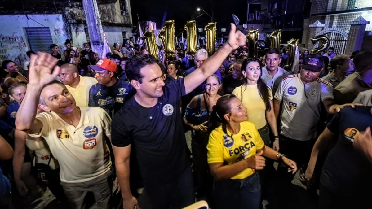 Lucas comanda caminhada em Santa Rita e diz que vitória no domingo virá do trabalho e da humildade