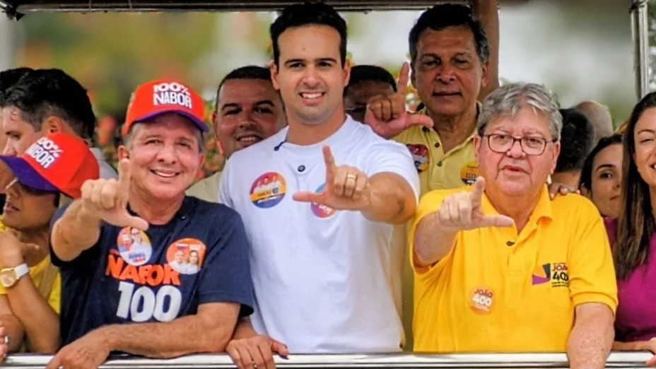 Lucas, João e Nabor votam juntos em Campina, João Pessoa e Patos