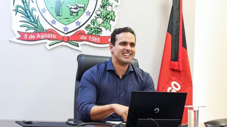Lucas Ribeiro comemora apoio do PT