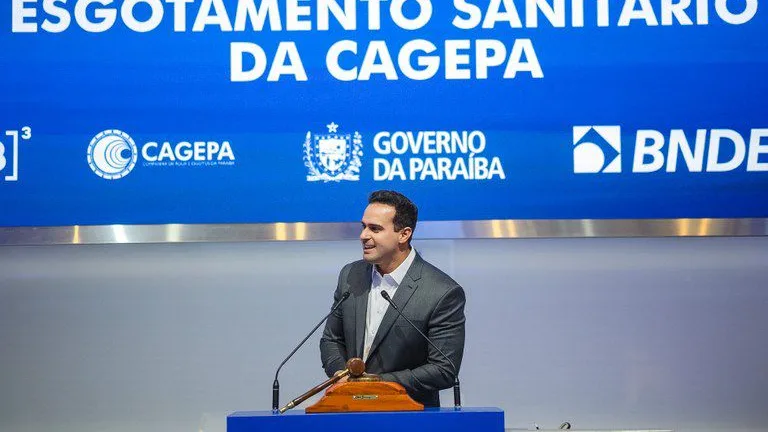 Lucas Ribeiro critica “mentiras” da oposição e nega privatização da Cagepa